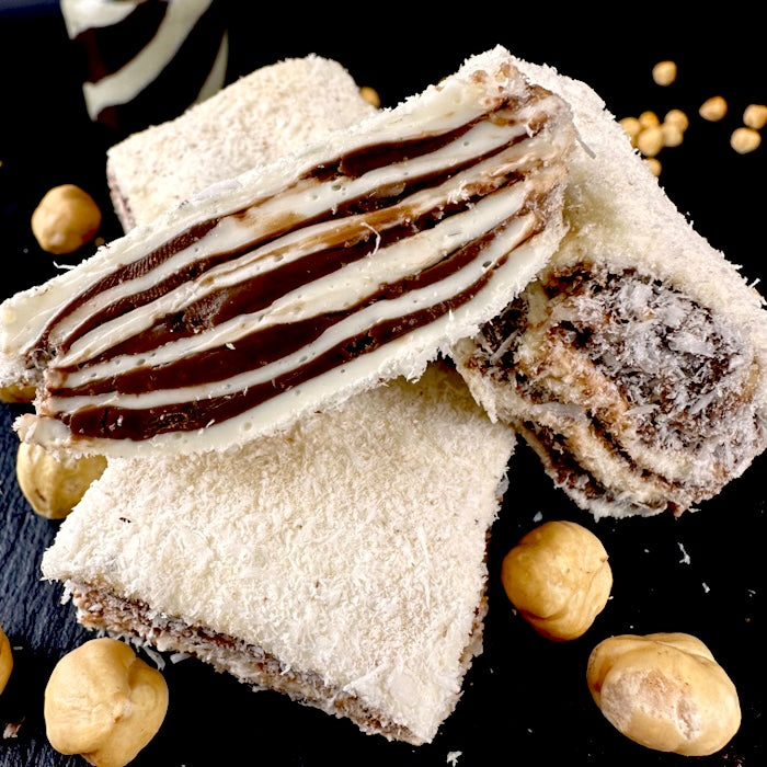 Lukuma tortīte ar lazdu riekstiem un kokosu