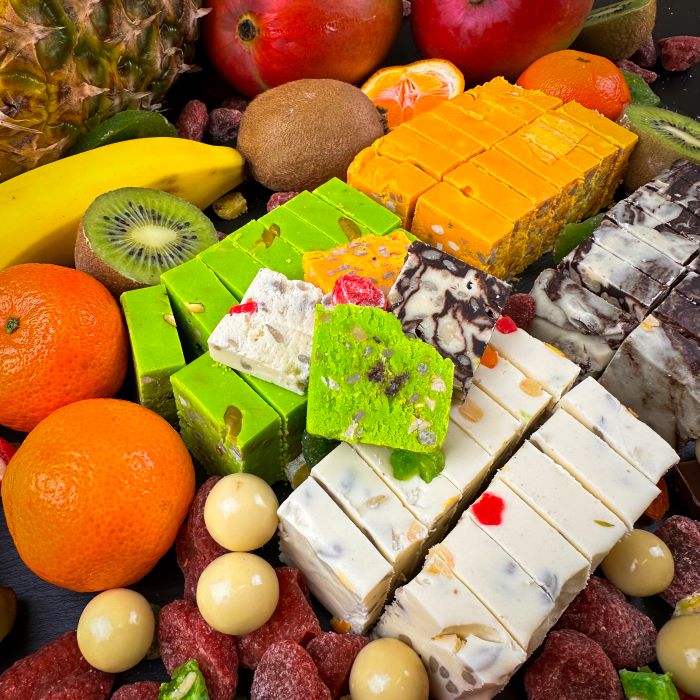 Augļu, marmora, saldējuma un pistāciju halva MIX