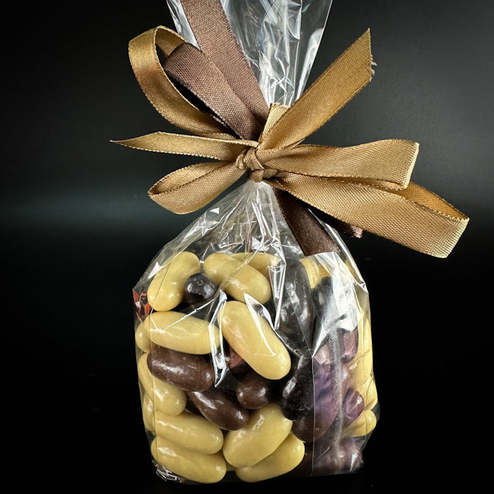 Šokolādes dražejas ar apelsīnu cukātiem miks