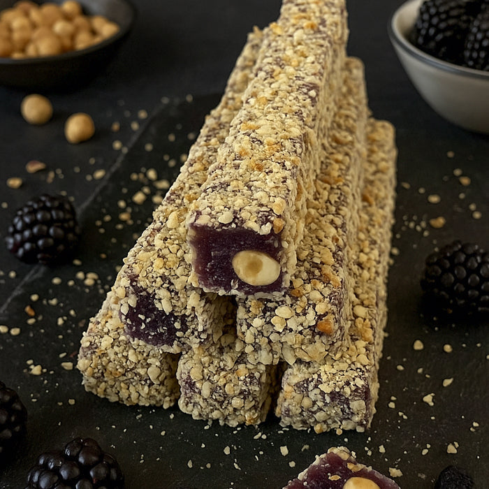 Kazeņu lukums ar lazdu riekstiem