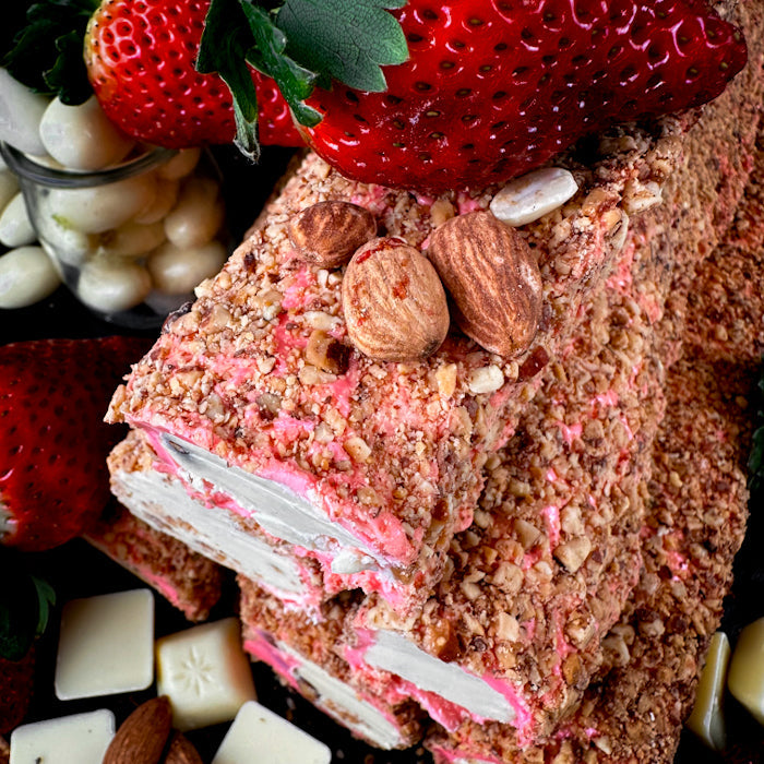 Земеню лукумс с шоколадными кремами и манделем