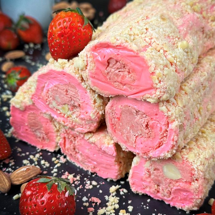 Земеню лукумс ар земень крему ар манделем